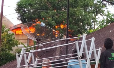 Hanya 1 Jam Rumah Kontrakan milik Siregar, Ludes Dilahap Api