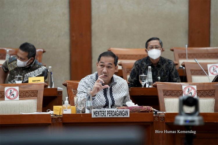 Mendag Pastikan 3 Tsk Penimbun Minyak Goreng Ditangkap