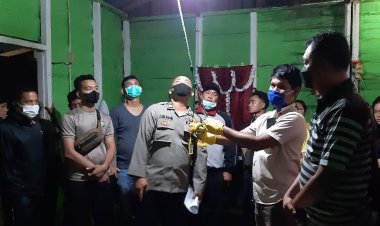 Diduga karena penyakit Asam Lambung, Pria Dewasa Bunuh Diri Di Ruang Tengah Rumahnya