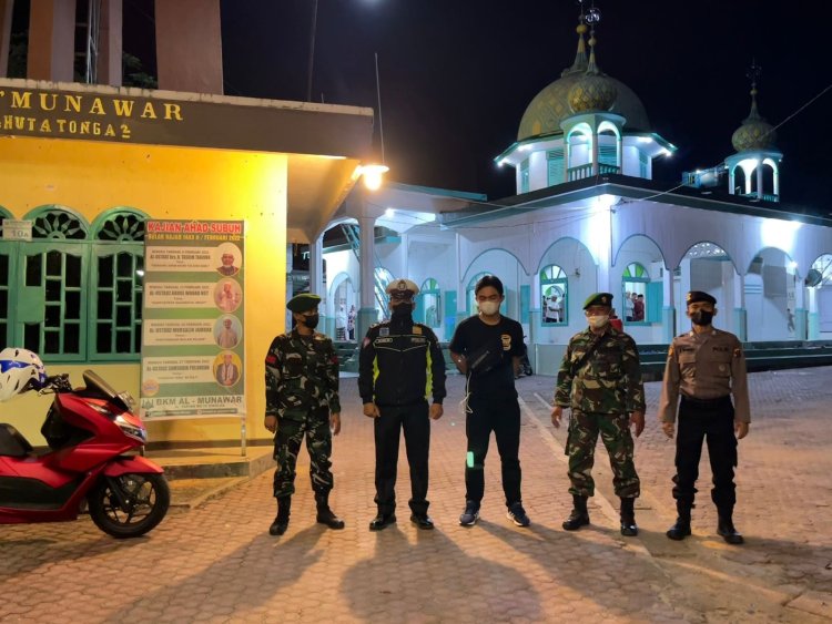Polres Sibolga Gelar Blue Light Patrol dan Pam Sholat Taraweh di masjid masjid Kota Sibolga