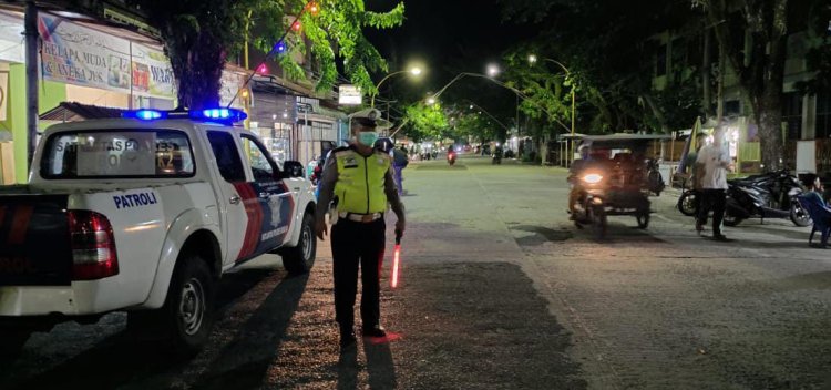 Atasi situasi Kamtibmas di Polres Sibolga laksanakan patroli blue light 