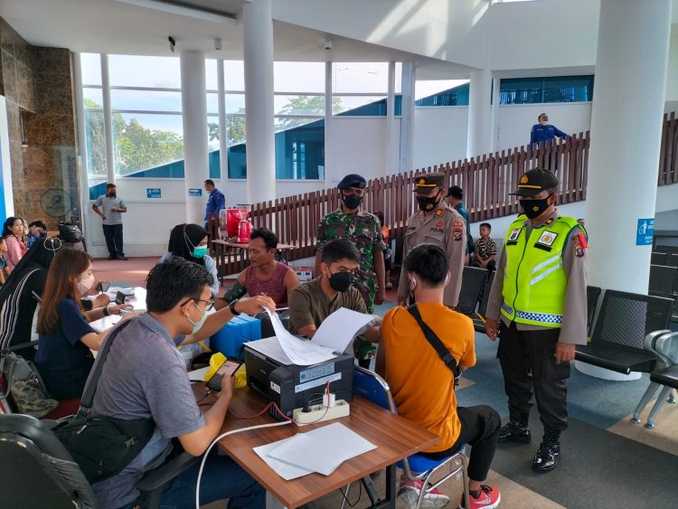 Pos Terpadu Ketupat Toba 2022 Di Pelabuhan Sambas, Beri rasa aman Untuk Kedatangan Penumpang Kapal