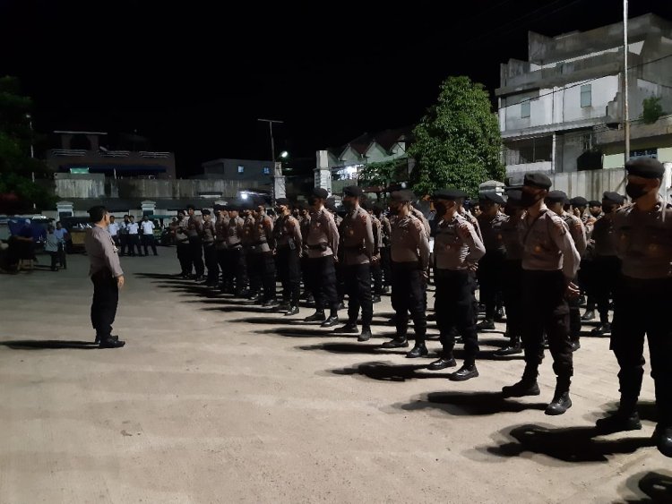 Kapolres Sibolga Lepas Personil BKO Ke Nias : Saya Tak Mau Dengar Ada Personil Yang Tidak Disiplin