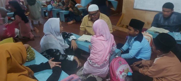 Pulang Kampung, Syarfi Jadi Guru Ngaji