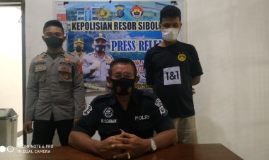 Petugas menyamar, Ringkus Pengedar Sabu 