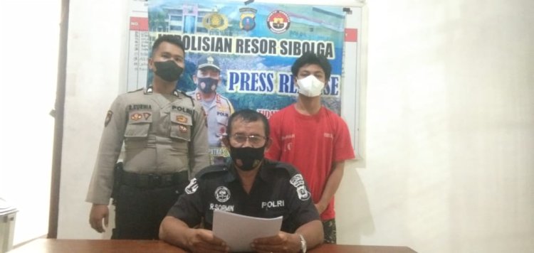 Pengedar Ganja Ditangkap Saat Akan Antar Ganja 