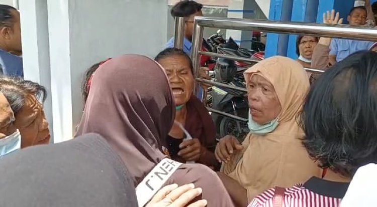 Penyerahan Kunci Kios Pasar Nauli, Diwarnai Protes dan Issu Pungli
