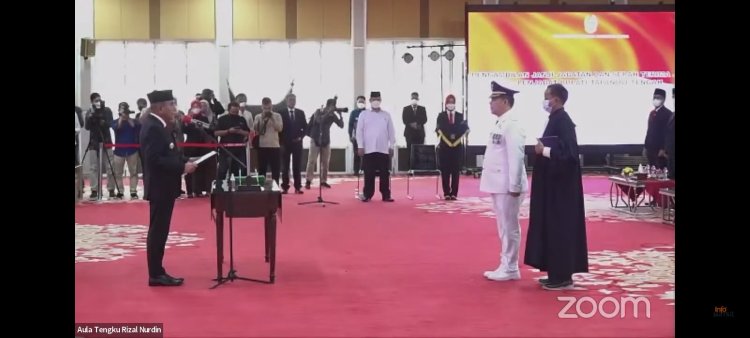 Gubsu Lantik PJ Bupati Tapteng, Dr Elfin Elias, Yetti Sembiring Tetap Sekda