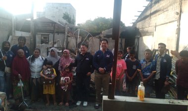 Partai Perindo Sibolga Bersama Pebri WP Sihombing Serahkan Bantuan Untuk Korban Kebakaran gg. Lapo Sona