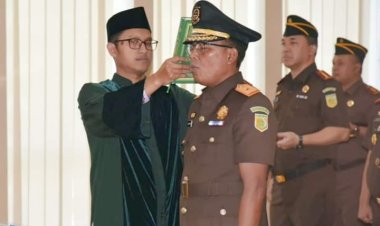 Sugeng Riyanta Dilantik Menjadi Wakajati Jateng. I Made S : Pantau Dan Sukseskan Pilkada 