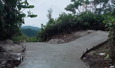 Pemdes Simaninggir bangun jalan Sepanjang 326,20 M