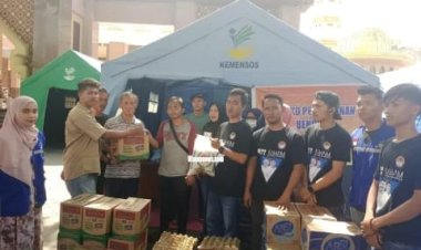 Tim FAHAM Serahkan Bantuan Keoada Korban Kebakaran di Pasar Belakang Sibolga