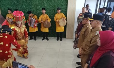 Tiba di Tapteng, Masinton/Mahmud Langsung Pimpin Rakor Perdana